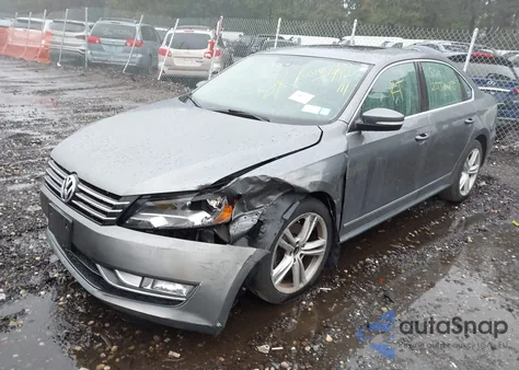2015 Volkswagen Passat 1.8T Se from USA, damaged, VIN 1VWBT7A39FC017773